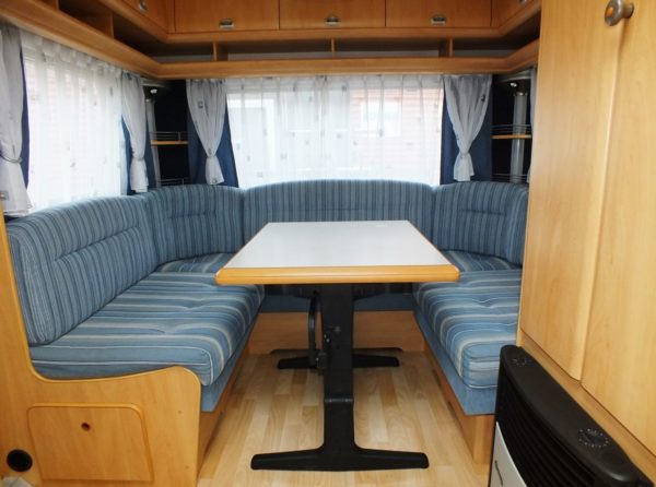 HOBBY De luxe Easy 495 uk bj.2003, met KINDERKAMER, VOORTENT - Afbeelding 6