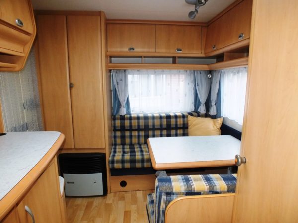 HOBBY De luxe Easy 440 SF bj.2002, TOP STAAT, met VOORTENT - Afbeelding 8
