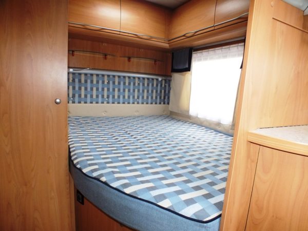 BURSTNER Ventana 455 TS bj.2003, met VOORTENT, DOUCHE - Afbeelding 10