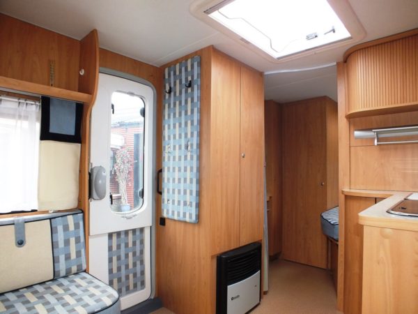 BURSTNER Ventana 455 TS bj.2003, met VOORTENT, DOUCHE - Afbeelding 19