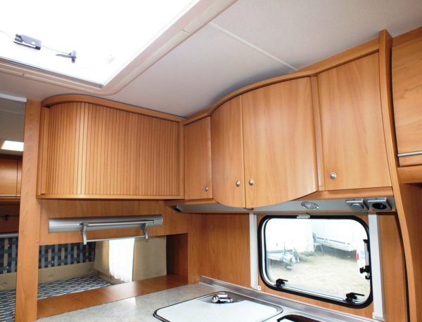 BURSTNER Ventana 455 TS bj.2003, met VOORTENT, DOUCHE - Afbeelding 18