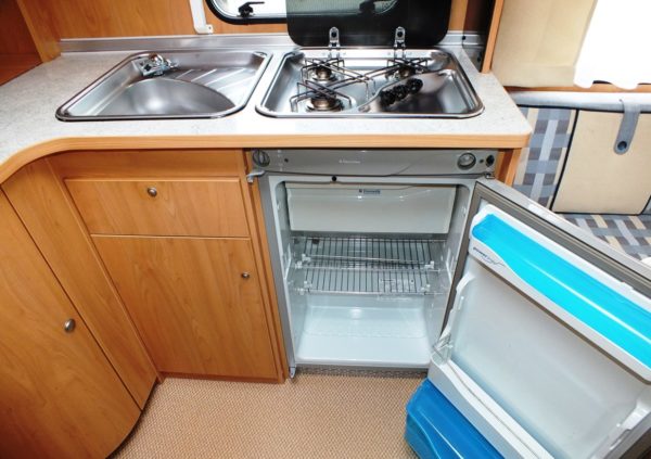 BURSTNER Ventana 455 TS bj.2003, met VOORTENT, DOUCHE - Afbeelding 16