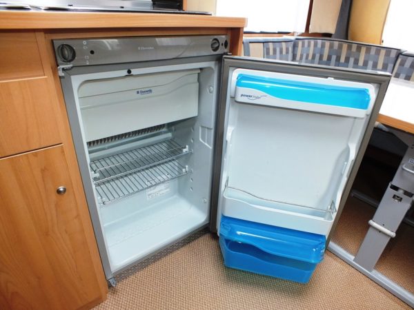 BURSTNER Ventana 455 TS bj.2003, met VOORTENT, DOUCHE - Afbeelding 17