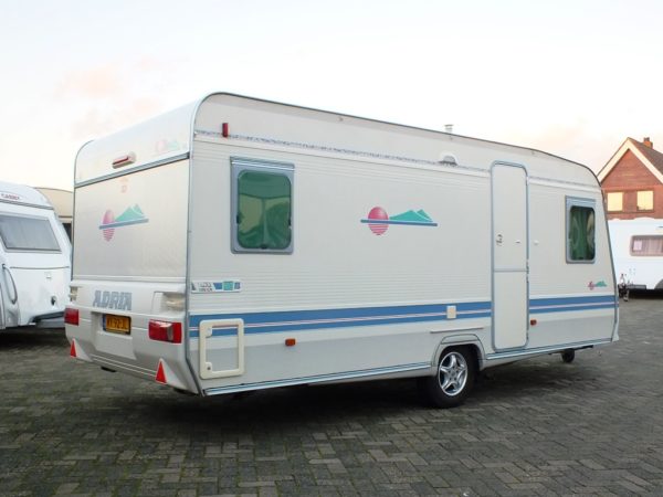 Adria Unica B 502UP, bj.2000 met voortent en mover - Afbeelding 3