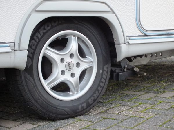 Adria Unica B 502UP, bj.2000 met voortent en mover - Afbeelding 21