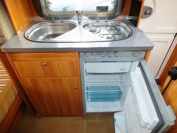 Burstner Flipper 435 TS, bj. 2007 lichtgewicht met voortent - Afbeelding 15