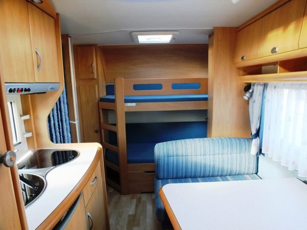 HOBBY DE LUXE EASY 500 KMFE, bj. 2004   5 SLAAPPLAATSEN  met DOUCHE en THULE OMNISTOR CASSETE LUIFEL!!! - Afbeelding 26