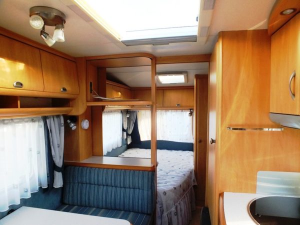 HOBBY DE LUXE EASY 500 KMFE, bj. 2004   5 SLAAPPLAATSEN  met DOUCHE en THULE OMNISTOR CASSETE LUIFEL!!! - Afbeelding 10