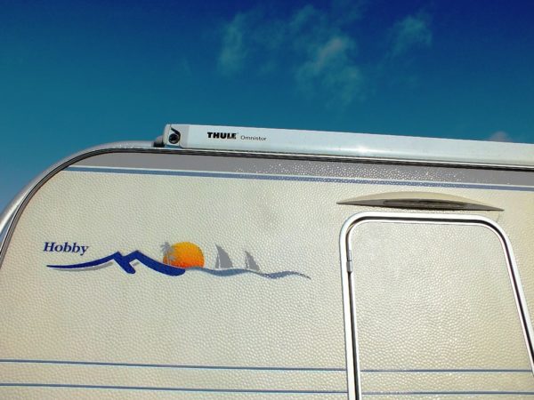 HOBBY DE LUXE EASY 500 KMFE, bj. 2004   5 SLAAPPLAATSEN  met DOUCHE en THULE OMNISTOR CASSETE LUIFEL!!! - Afbeelding 7