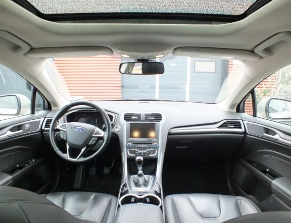 FORD Mondeo 2.0 Titanium bj.2015, BOMVOL NIEUWE APK BTW AUTO - Afbeelding 6