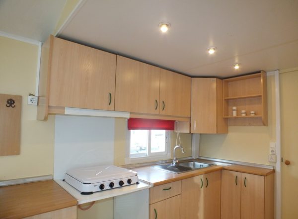 SUN ROLLER 8.70 x 3.00, 2 slaapkamers, BTW CARAVAN - Afbeelding 9