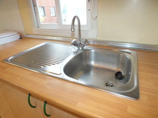 SUN ROLLER 8.70 x 3.00, 2 slaapkamers, BTW CARAVAN - Afbeelding 12