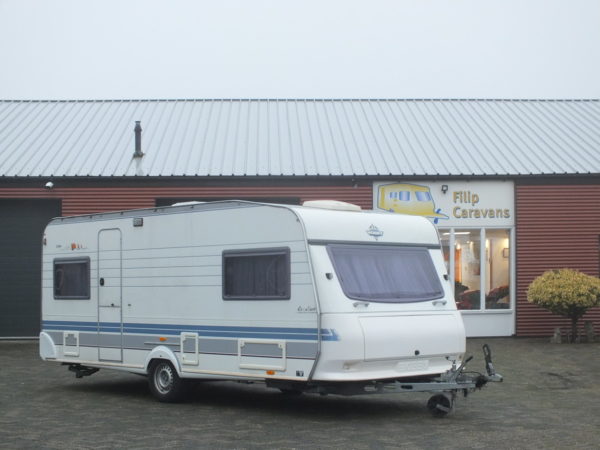 HOBBY Excellent 540 UL bj.97, met 2 APARTE BEDDEN
