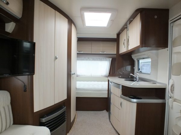 HOBBY Prestige 455 UF bj.2012, TOP STAAT, MOVER en VOORTENT - Afbeelding 8
