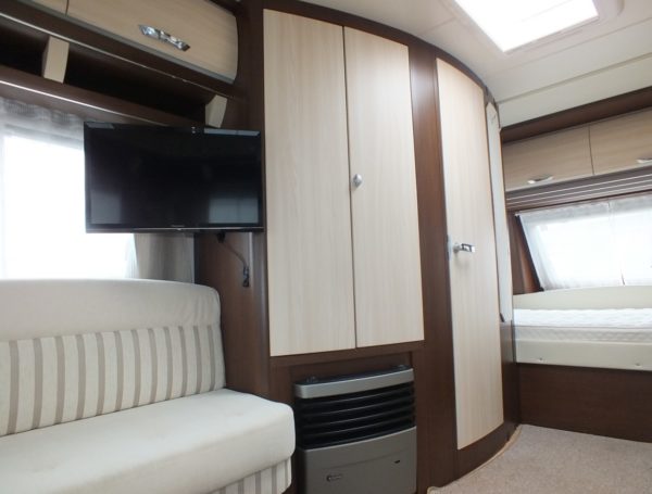 HOBBY Prestige 455 UF bj.2012, TOP STAAT, MOVER en VOORTENT - Afbeelding 16