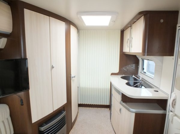 HOBBY Prestige 455 UF bj.2012, TOP STAAT, MOVER en VOORTENT - Afbeelding 18