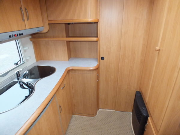 HOBBY Excellent Easy 495 UFE bj.2006, met VOORTENT en LUIFEL - Afbeelding 20