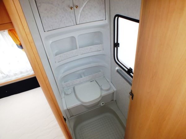 HOBBY De Luxe 500 KMFE bj.2001, met BRAND VOORTENT - Afbeelding 22