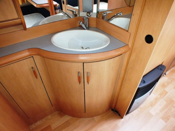 HOBBY De Luxe 500 KMFE bj.2001, met BRAND VOORTENT - Afbeelding 21