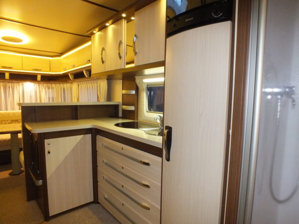 HOBBY Landhaus 770 CL PRESTIGE GAIABAO bj.2014, met VOORTENT - Afbeelding 20