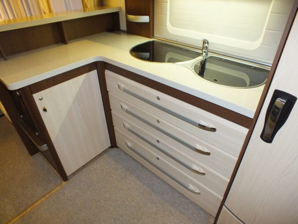 HOBBY Landhaus 770 CL PRESTIGE GAIABAO bj.2014, met VOORTENT - Afbeelding 21