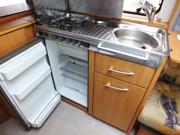 KNAUS Sudwind 450 TF bj.2000, met MOVER, DOUCHE, VOORTENT - Afbeelding 13