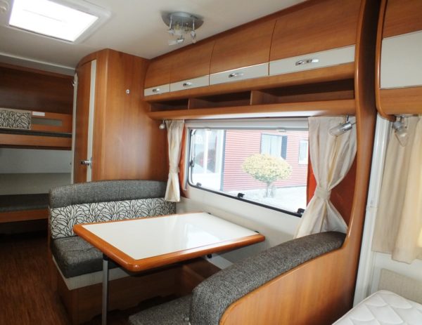 HOBBY Excellent 490 KMF bj.2011, 6 SLAAPPLAATSEN, VOORTENT - Afbeelding 7