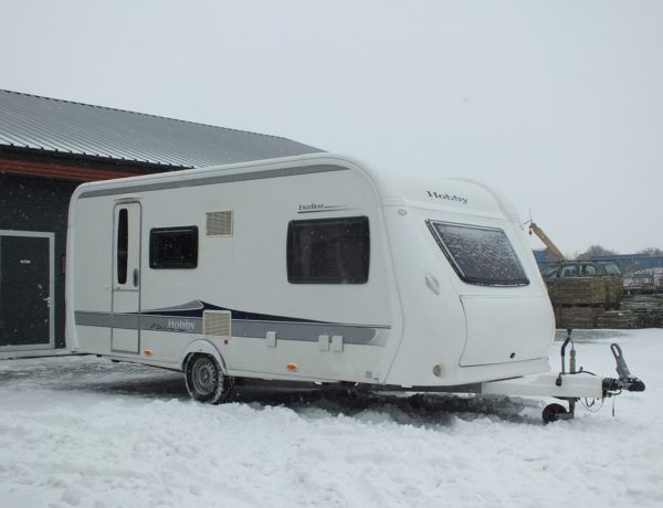 HOBBY Excellent 490 KMF bj.2011, 6 SLAAPPLAATSEN, VOORTENT