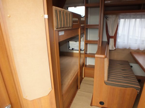 HOBBY Excellent 540 KMFE bj.2009, 6 SLAAPPLAATSEN, VOORTENT - Afbeelding 11