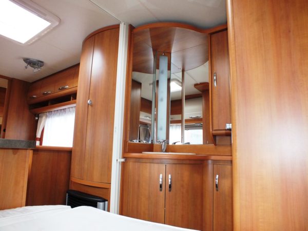 HOBBY Excellent 540 KMFE bj.2009, 6 SLAAPPLAATSEN, VOORTENT - Afbeelding 20