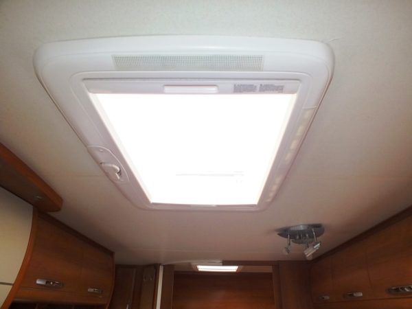 HOBBY Excellent 540 KMFE bj.2009, 6 SLAAPPLAATSEN, VOORTENT - Afbeelding 24