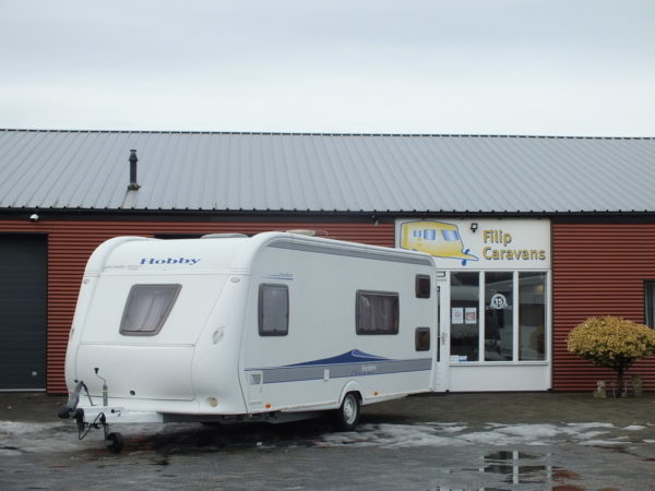 HOBBY Excellent 540 KMFE bj.2009, 6 SLAAPPLAATSEN, VOORTENT - Afbeelding 2