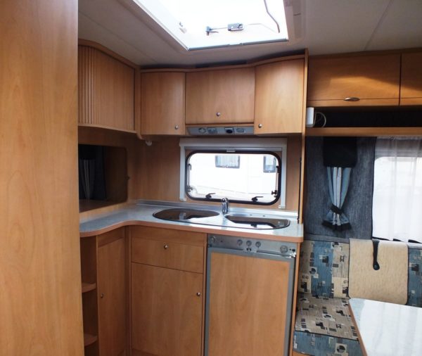 Burstner 455TS, bj.2004 MET FRANSBED EN VOORTENT - Afbeelding 18