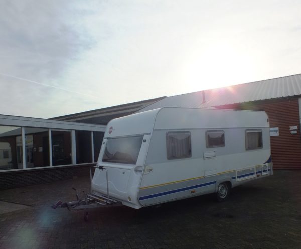 Burstner 455TS, bj.2004 MET FRANSBED EN VOORTENT - Afbeelding 3