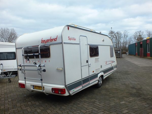 Beyerland Sprinter bj.2006 Met stapelbed, voortent en mover - Afbeelding 5