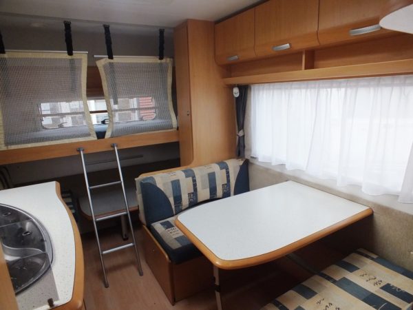 Beyerland Sprinter bj.2006 Met stapelbed, voortent en mover - Afbeelding 31