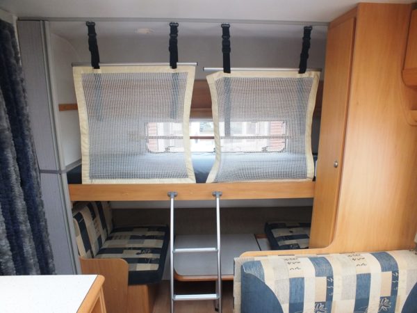Beyerland Sprinter bj.2006 Met stapelbed, voortent en mover - Afbeelding 30