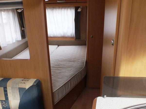 Beyerland Sprinter bj.2006 Met stapelbed, voortent en mover - Afbeelding 22