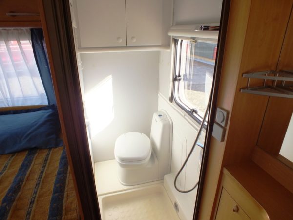 Knaus Sudwind bj.2001, 6 persoons, met voortent - Afbeelding 17