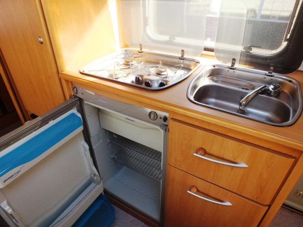 Knaus Sudwind bj.2001, 6 persoons, met voortent - Afbeelding 15