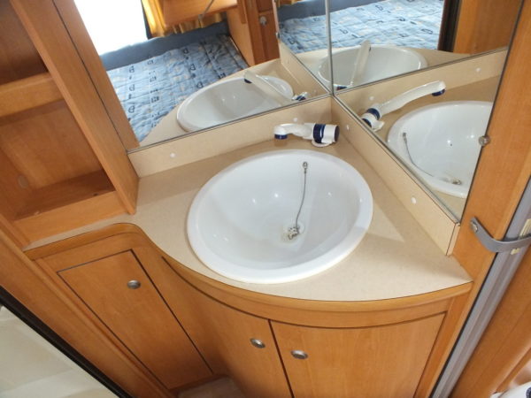 EIFELLAND Holiday Special 450 bj.2004, met VOORTENT, DOUCHE - Afbeelding 16