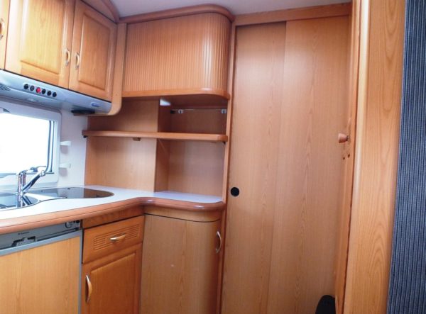 Hobby Prestige bj.2005 met mover, voortent en luifel - Afbeelding 14