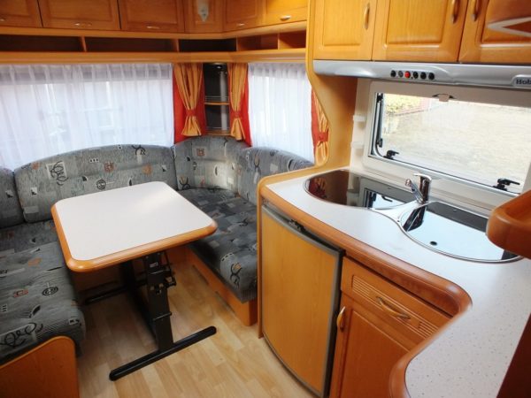 Hobby Prestige bj.2005 met mover, voortent en luifel - Afbeelding 9