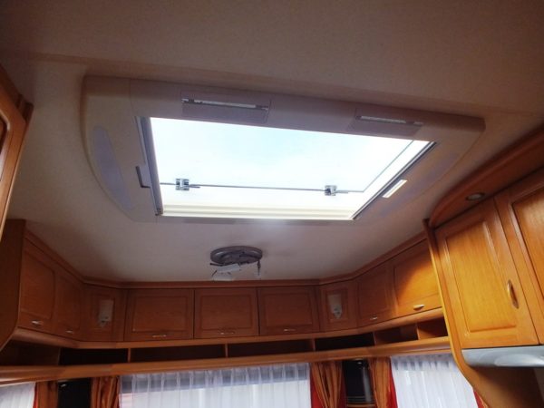 Hobby Prestige bj.2005 met mover, voortent en luifel - Afbeelding 23