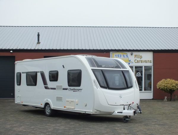 SWIFT CHALLENGER 584, TOP STAAT, QUEENSBED, ZAKLUIFEL - Afbeelding 2