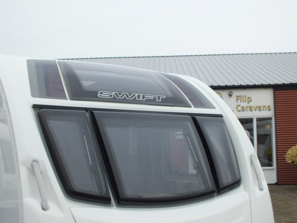 SWIFT CHALLENGER 584, TOP STAAT, QUEENSBED, ZAKLUIFEL - Afbeelding 32