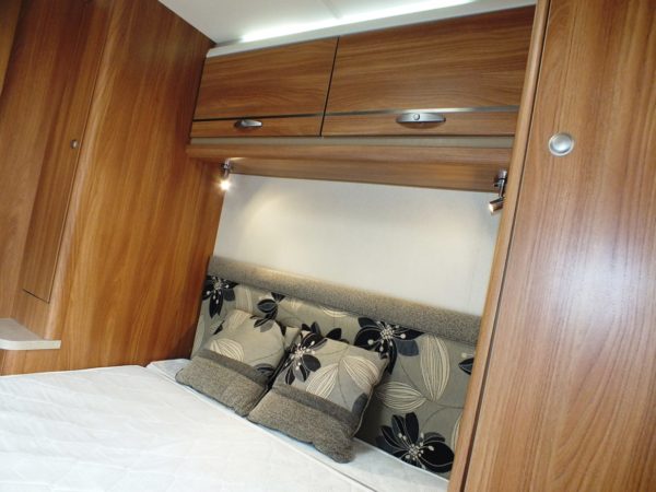 SWIFT CHALLENGER 584, TOP STAAT, QUEENSBED, ZAKLUIFEL - Afbeelding 13