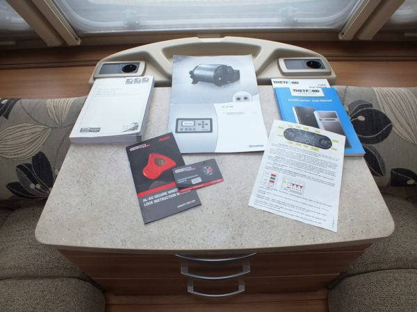 SWIFT CHALLENGER 584, TOP STAAT, QUEENSBED, ZAKLUIFEL - Afbeelding 30