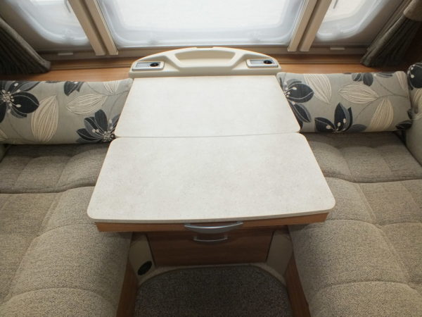 SWIFT CHALLENGER 584, TOP STAAT, QUEENSBED, ZAKLUIFEL - Afbeelding 7