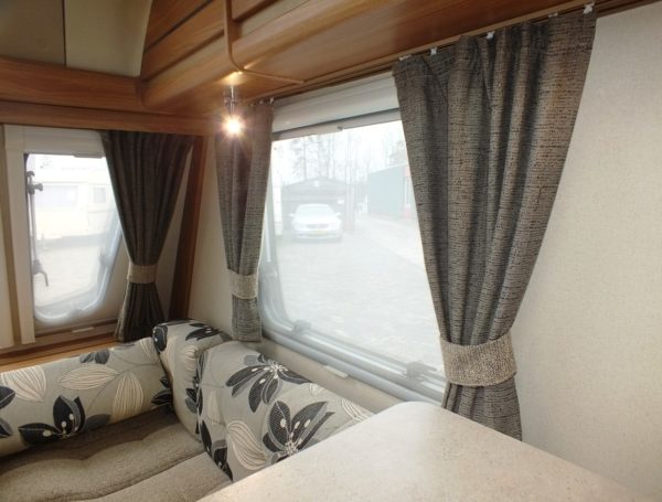 SWIFT CHALLENGER 584, TOP STAAT, QUEENSBED, ZAKLUIFEL - Afbeelding 25
